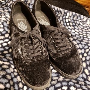 Authentic velvet lowpro vans